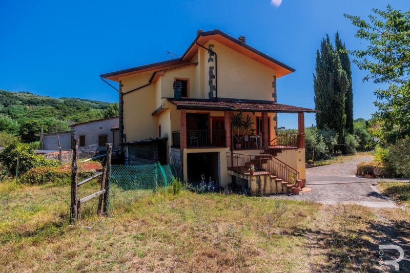 蒙特卡蒂尼-泰尔梅乡间房屋