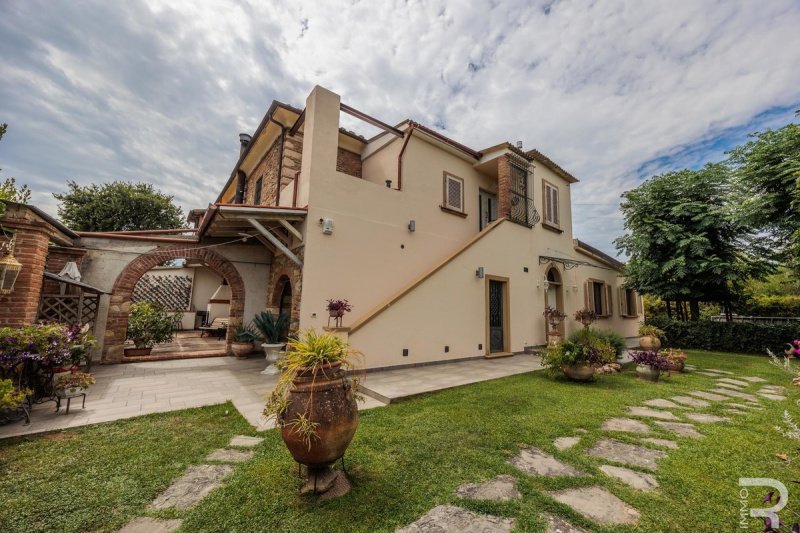 Casa en Rosignano Marittimo