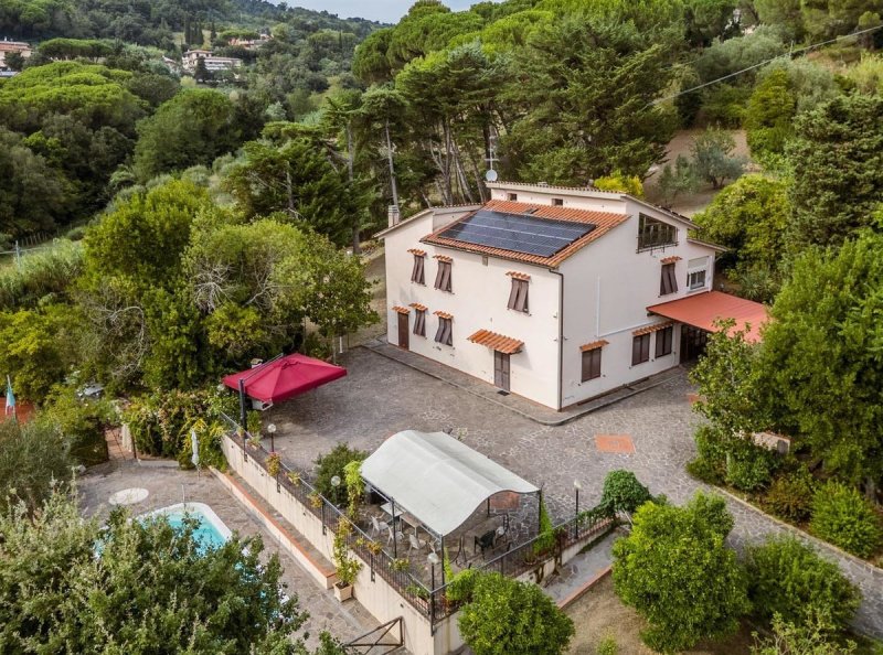 Villa a Rosignano Marittimo