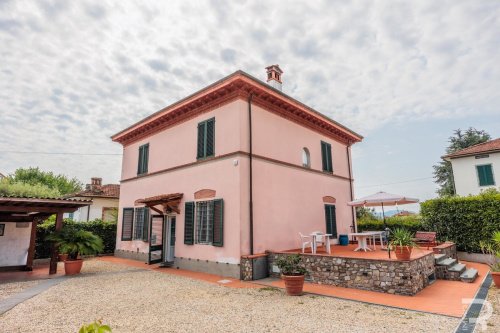 Villa in Capannori