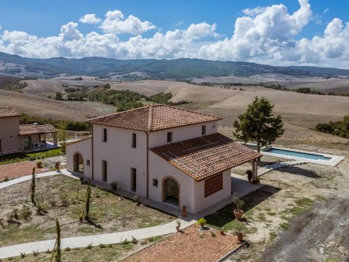 拉亚蒂科半独立房屋