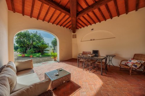 Casa de campo em Campi Bisenzio