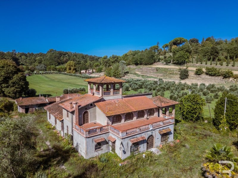 Villa a Casciana Terme Lari