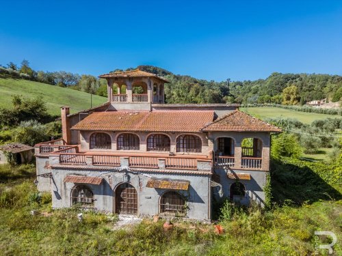 Villa a Casciana Terme Lari