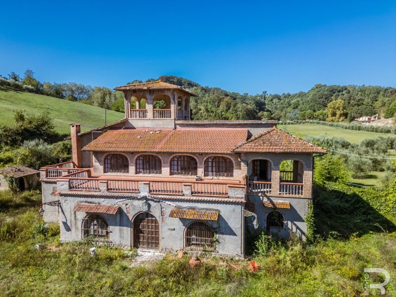 Villa a Casciana Terme Lari