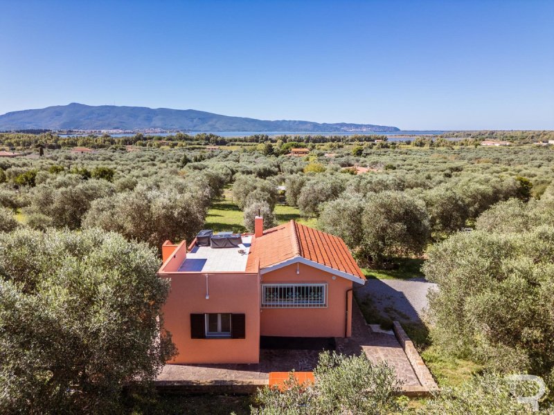 Moradia em Orbetello