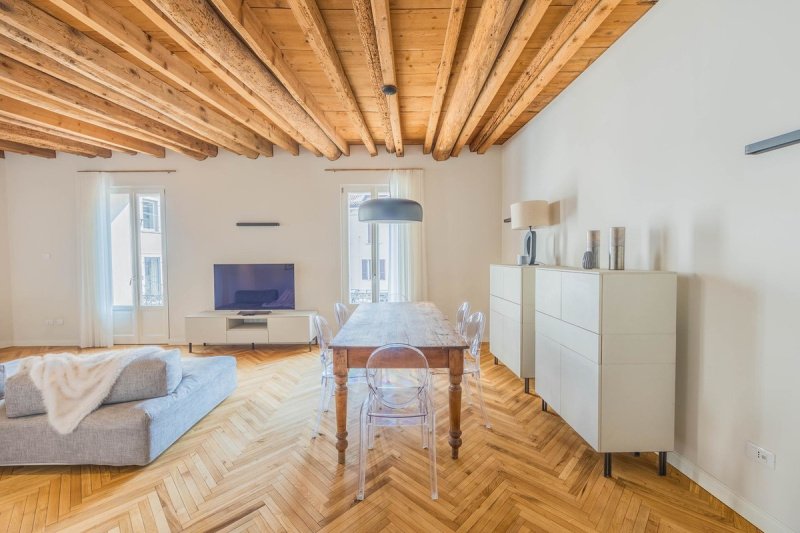 Квартира в Дезенцано-дель-Гарда