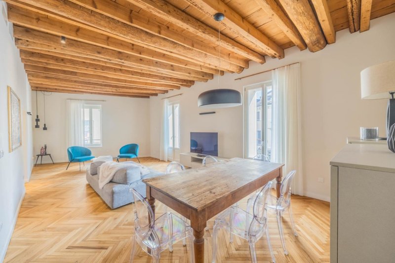 Квартира в Дезенцано-дель-Гарда