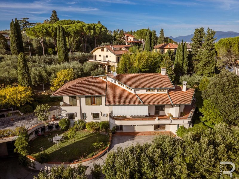 Вилла в Поджо-а-Кайано