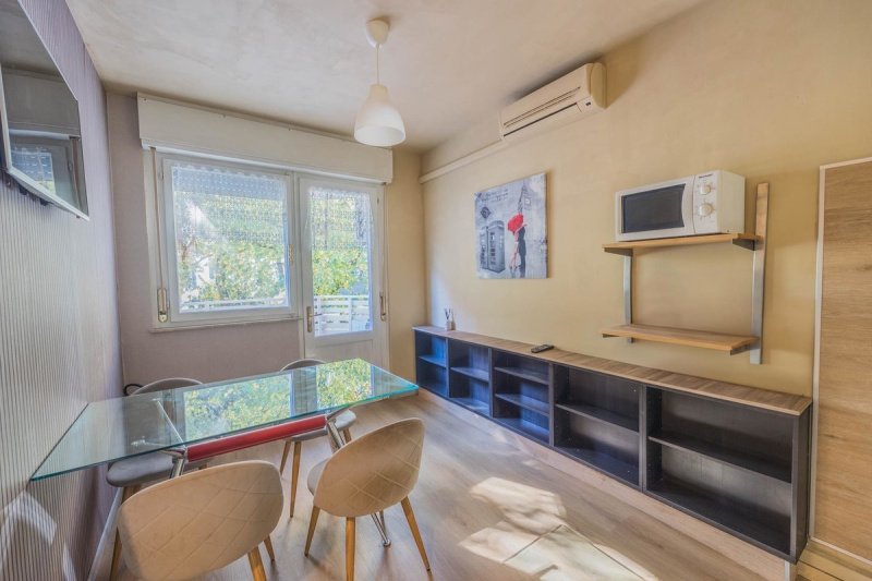 利尼亚诺萨比亚多罗公寓