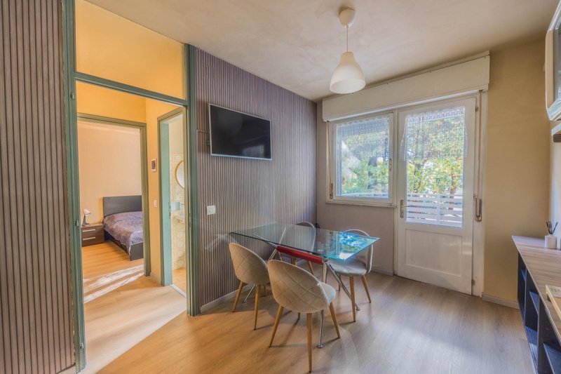 利尼亚诺萨比亚多罗公寓