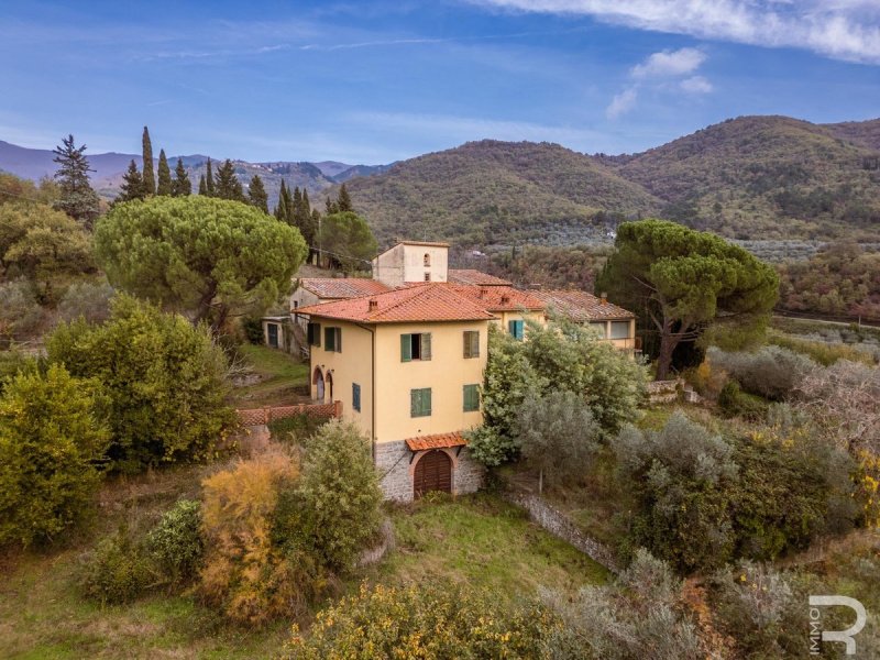 Casa di campagna a Loro Ciuffenna