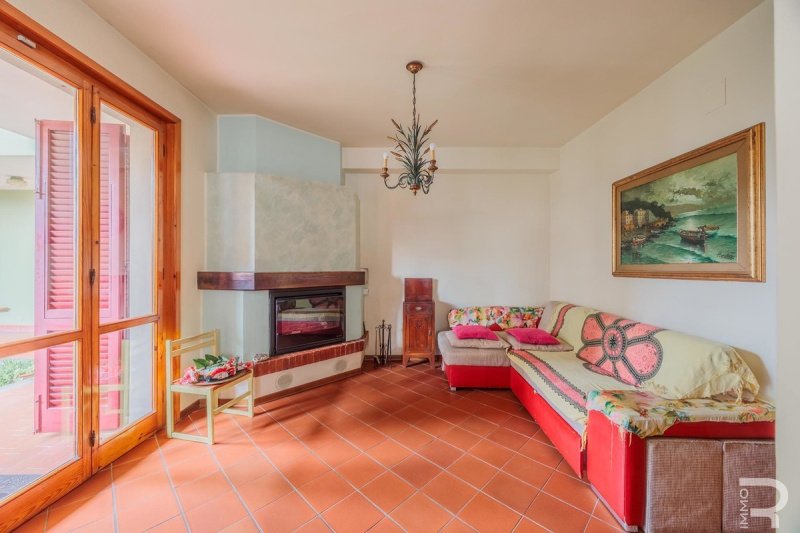 Casa em Santa Maria a Monte