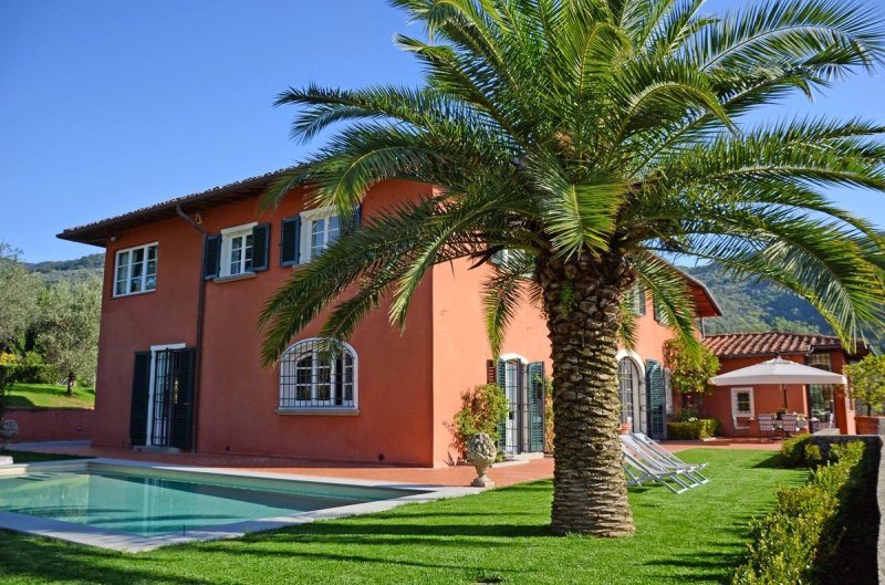 Villa à Massa e Cozzile