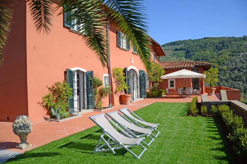 Villa à Massa e Cozzile