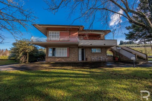 Moradia em Montelupo Fiorentino