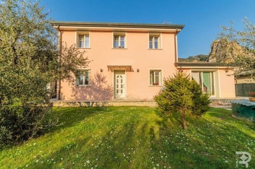 Villa à Montignoso