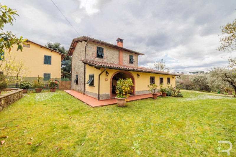 3 Bedrooms Villa for sale in Capannori [813284] | Gate-away®