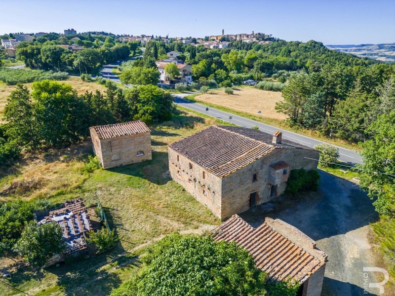 Casa de campo em Pomarance