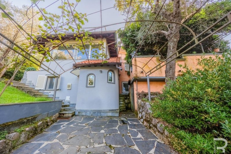 Villa en Camaiore