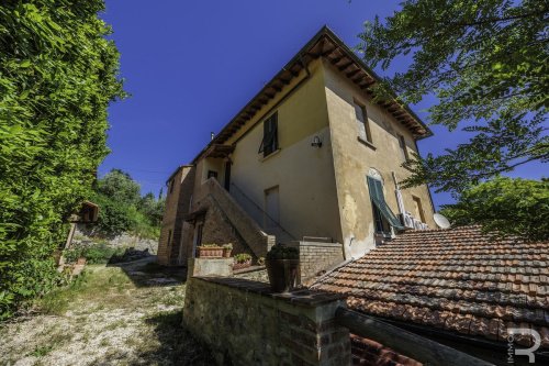 Moradia em Volterra