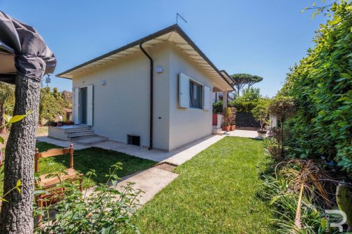 Moradia em Forte dei Marmi