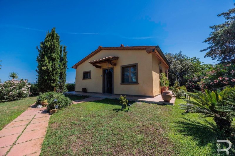 Villa in Castagneto Carducci