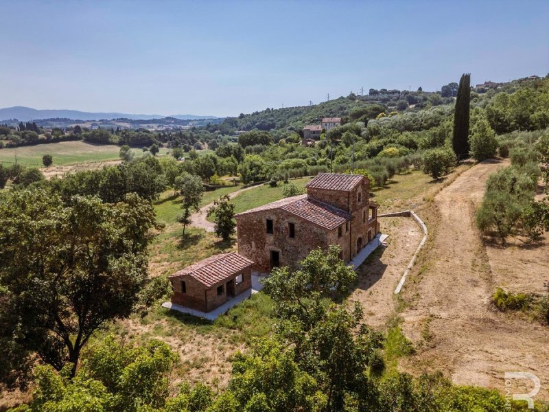 Huis in Lucignano