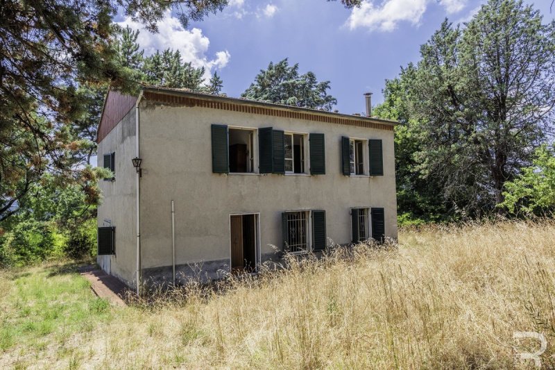 Hus på landet i Sorano