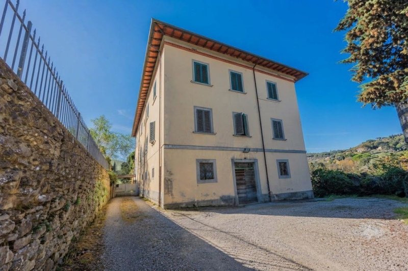 Villa in Arezzo