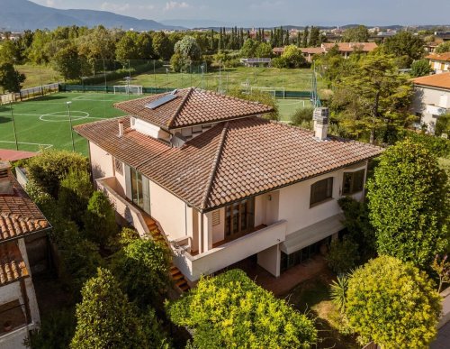 Villa in Pontedera