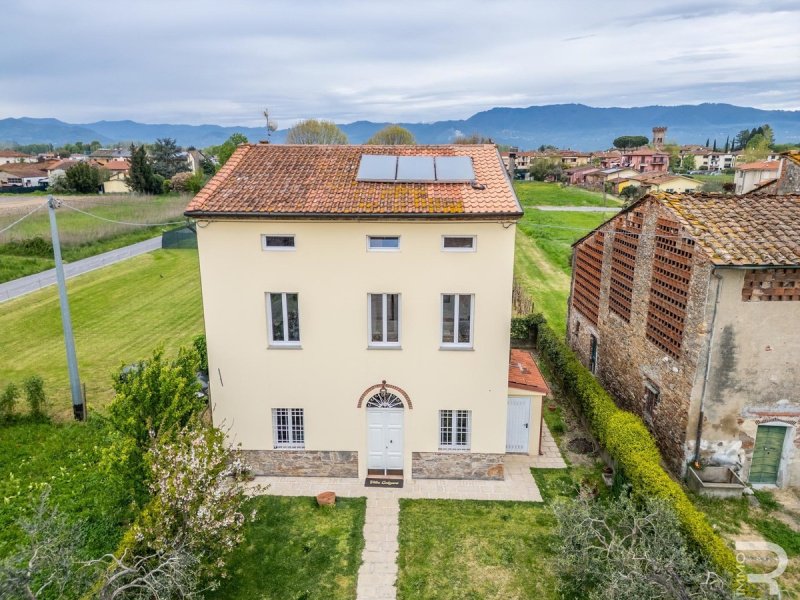 Villa i Capannori