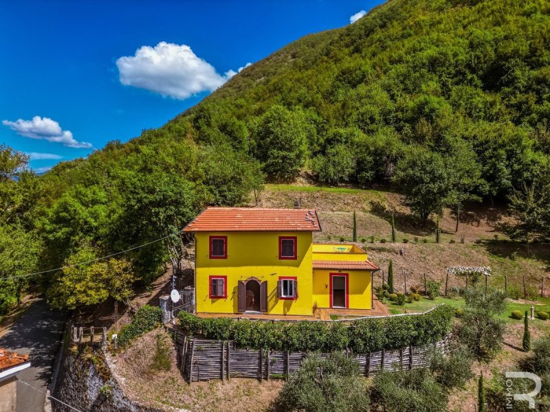Villa in Fivizzano