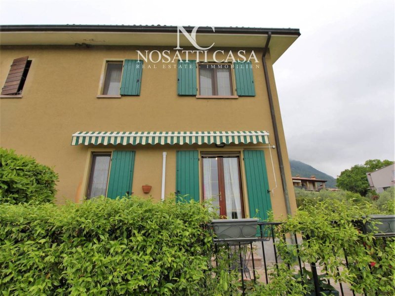 Casa adosada en Toscolano-Maderno