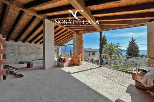 House in Toscolano-Maderno