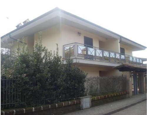 Villa à Monterosi