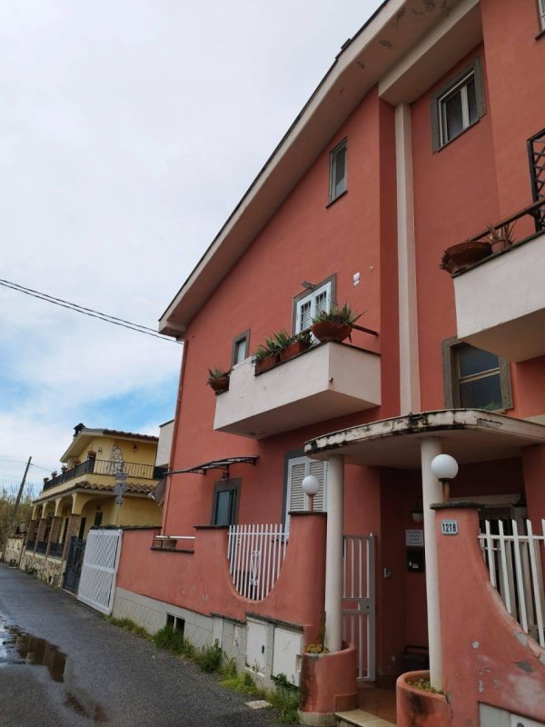 Apartamento em Monte Compatri