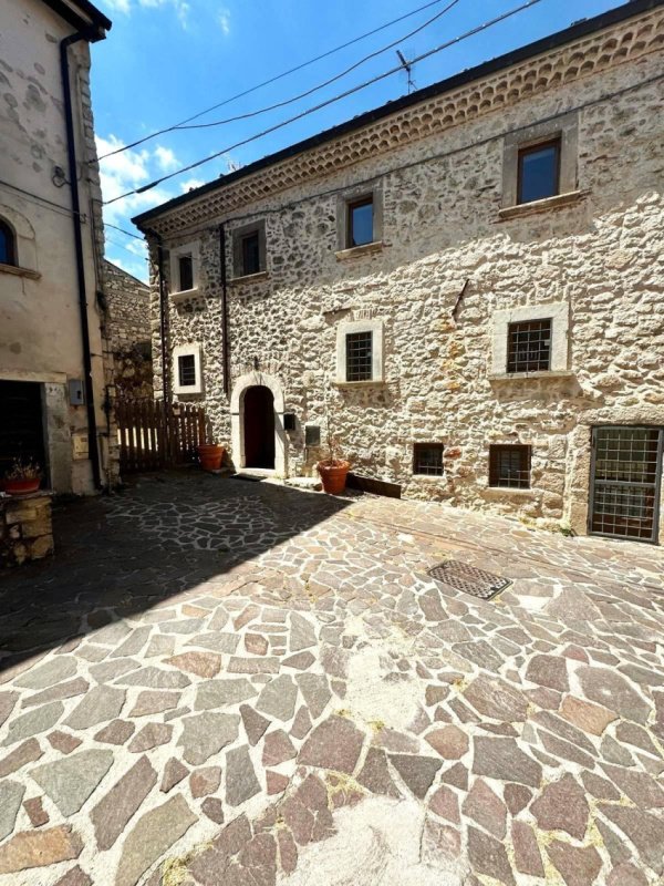 Apartamento en Rocca di Mezzo