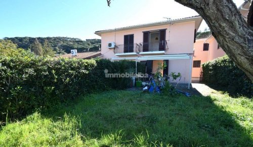 Top-to-bottom house in Marciana Marina