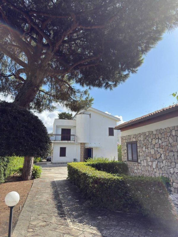 斯佩尔隆加别墅