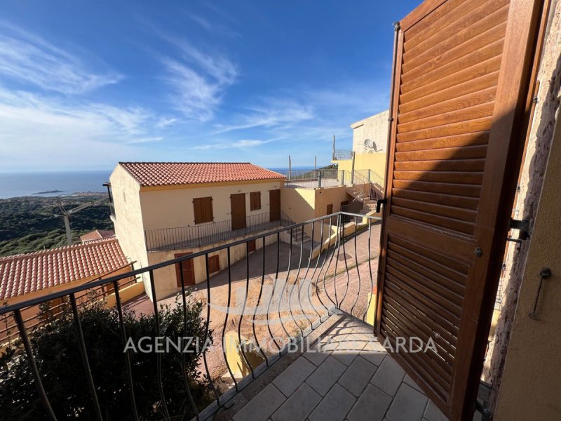 House in Trinità d'Agultu e Vignola