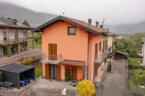 Villa in Ponte in Valtellina