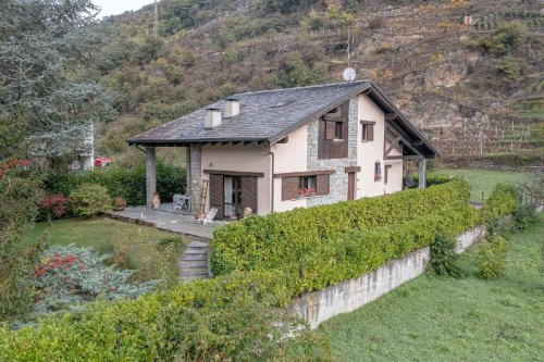 Villa in Teglio