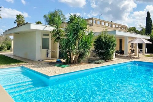 Trullo (Rundhaus) in Ostuni