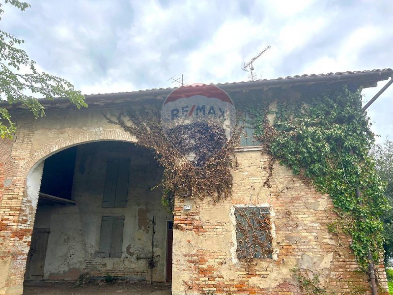 Casa en Correggio