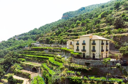 Вилла в Майори