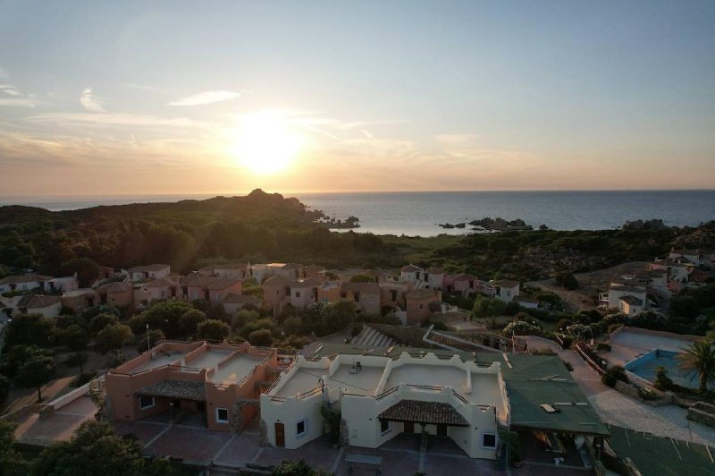 Maison individuelle à Trinità d'Agultu e Vignola