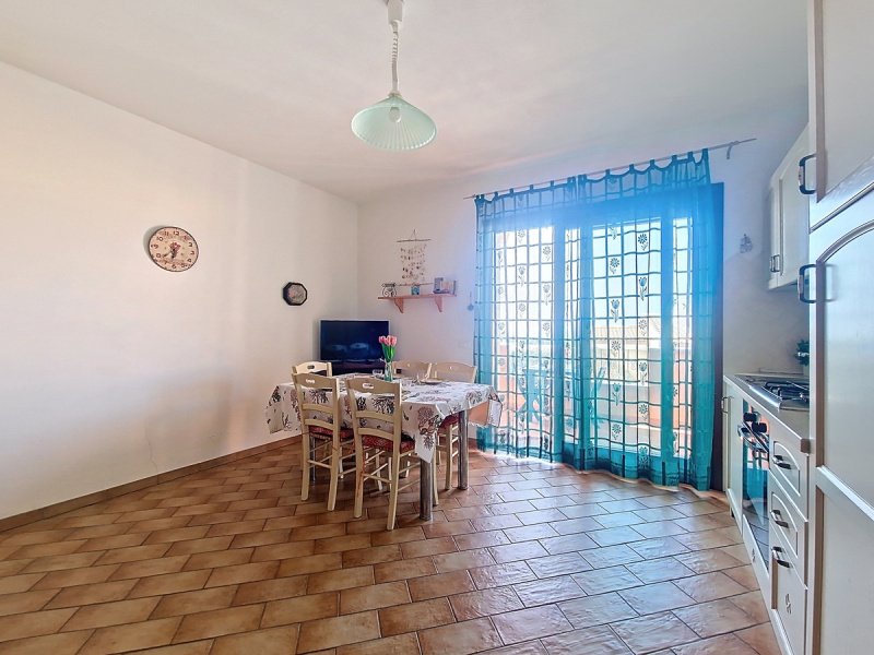 瓦莱多里亚公寓