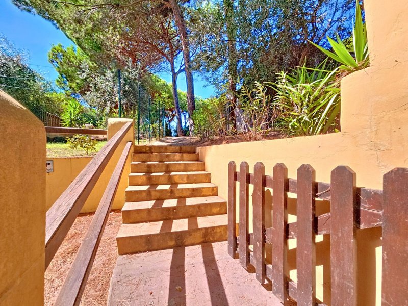 Особняк из двух квартир в Валледория