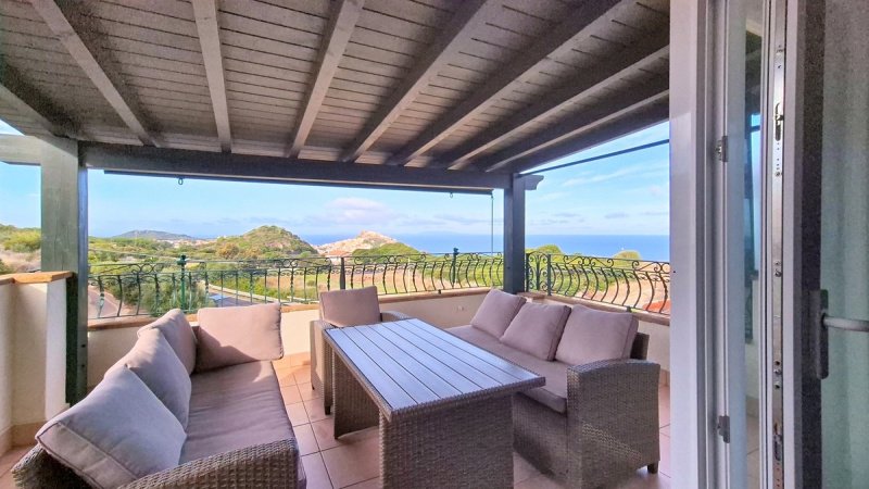 Квартира в Кастельсардо